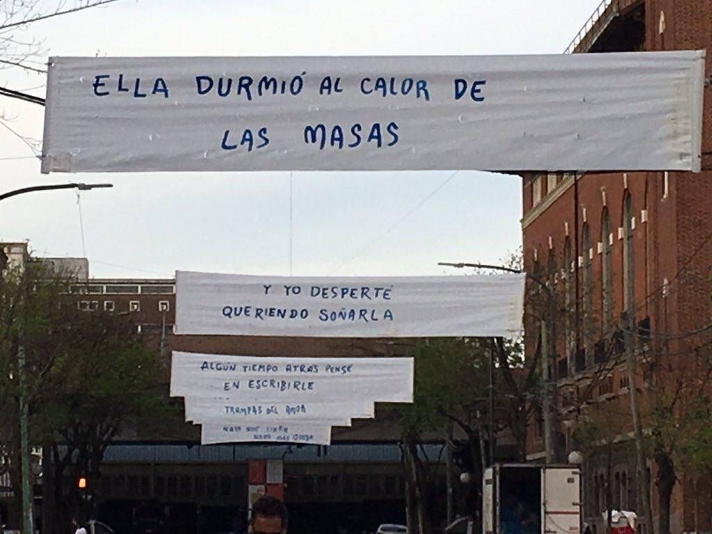 pasacalles que ya son MEMES